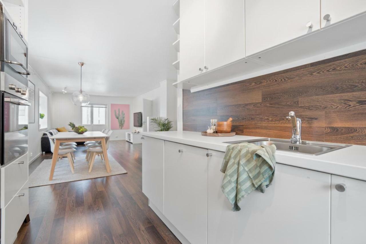 Modern Apartment トロムソ エクステリア 写真