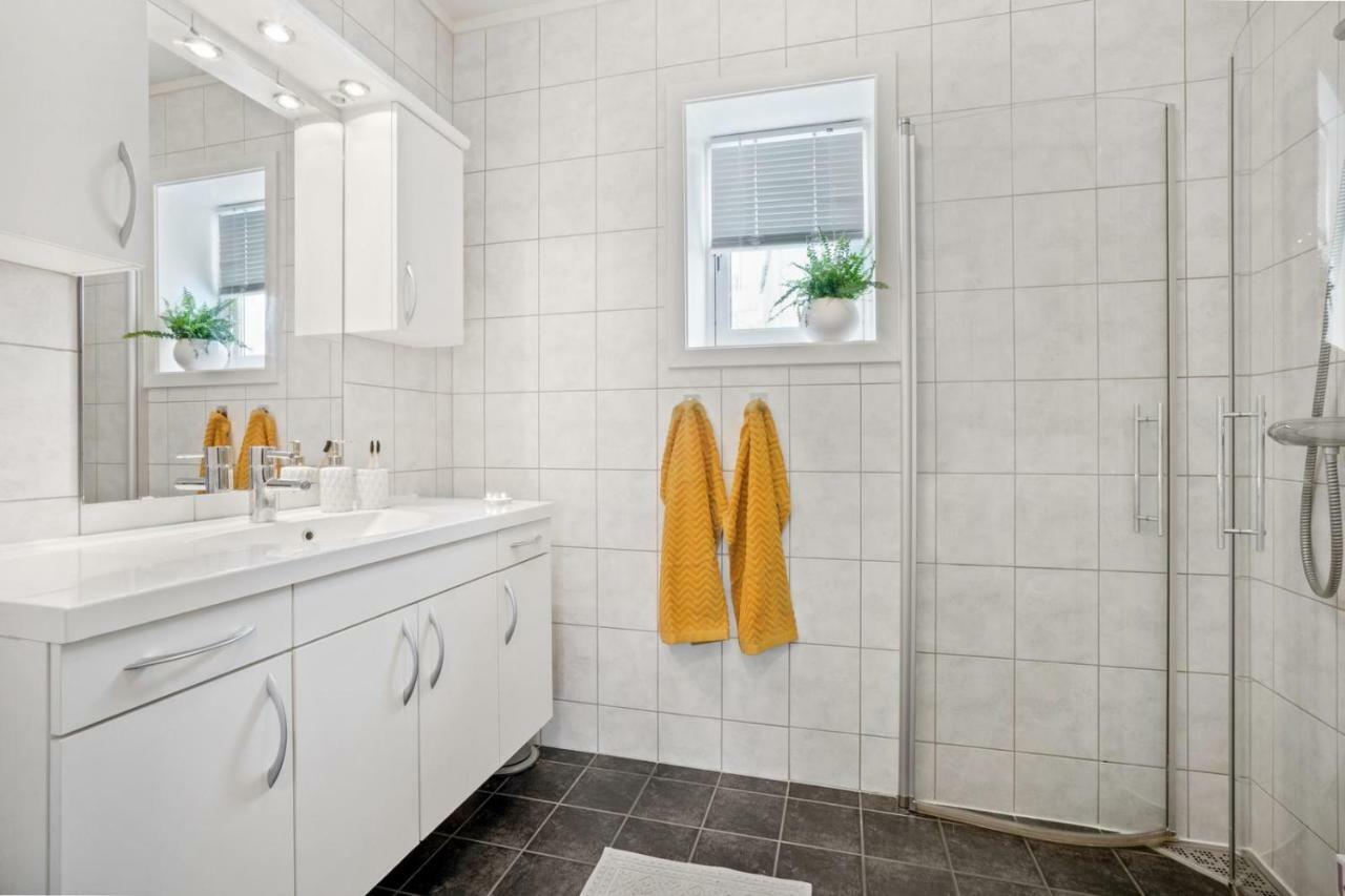 Modern Apartment トロムソ エクステリア 写真