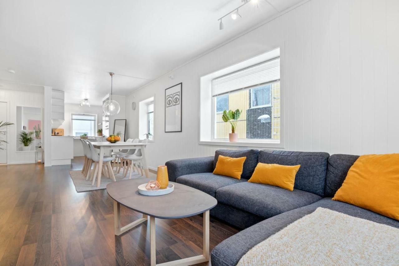 Modern Apartment トロムソ エクステリア 写真